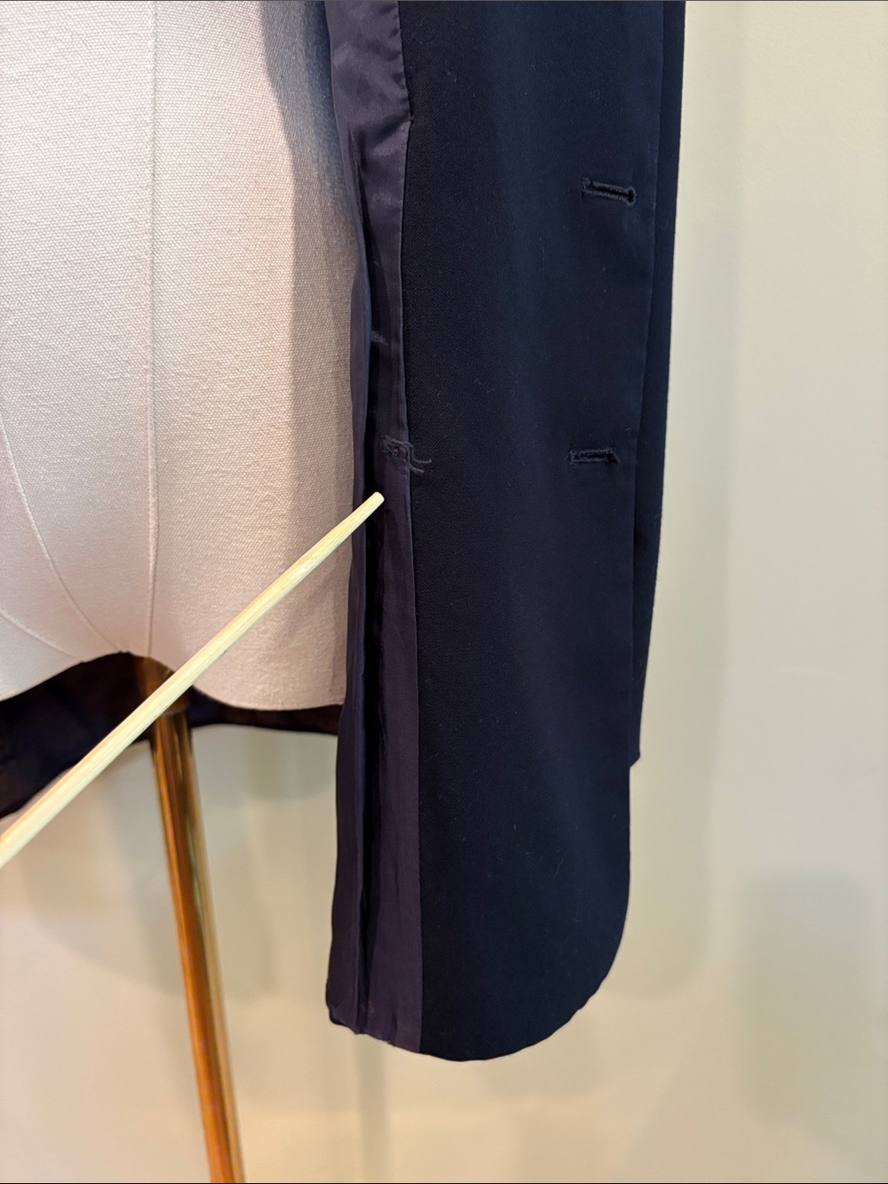 Vintage RALPH Ralph Lauren Navy Double-Breasted Blazer with Gold Buttons size 6 - Picture 7 of 15